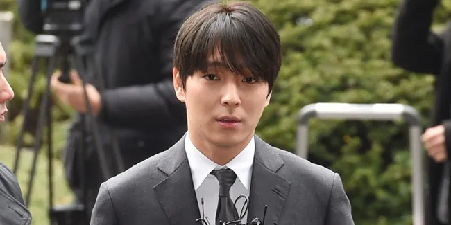 Beberapa Jam Pasca Jalani Pemeriksaan, Choi Jong Hoon Ketahuan Nge-like Foto Dirinya