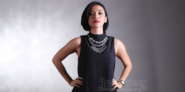 Begini Cara Enno Lerian Mendidik Kedua Anaknya