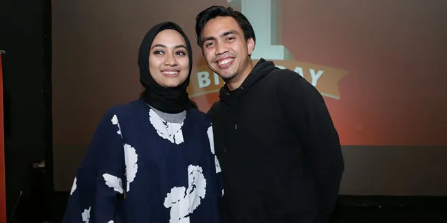 Belanja Online Membantu Ayudia Bing Slamet dan Suami