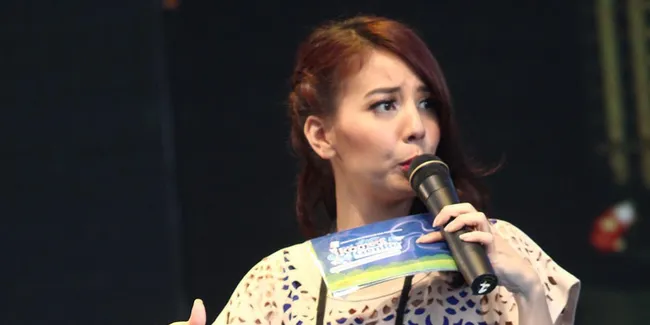 Belum Punya Momongan, Inilah Curhatan Tya Ariestya