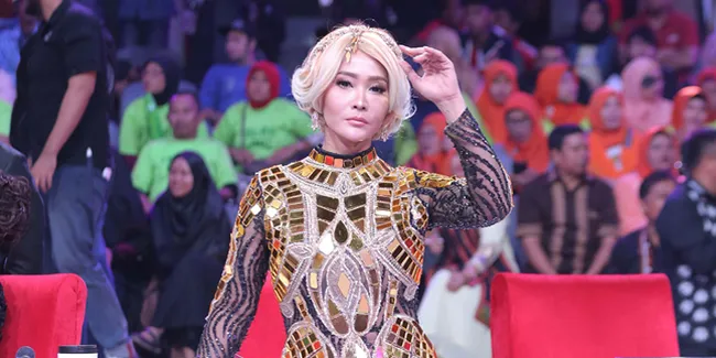 Berang Jajanan Klepon Disebut Tak Islami, Inul Daratista: Bersaing Boleh Tapi Jangan Kebangetan