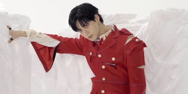 Berisi 18 Lagu, Taemin SHINee Akan Merilis Gabungan Full Album 'Never Gonna Dance Again'!
