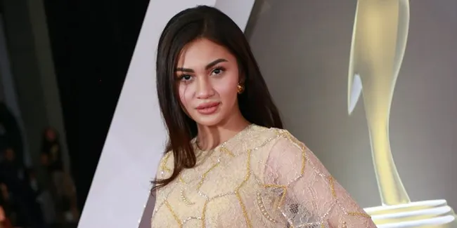 Berkata Kasar Ketika Ungkap Sempat Berhenti Merokok, Ariel Tatum Minta Maaf