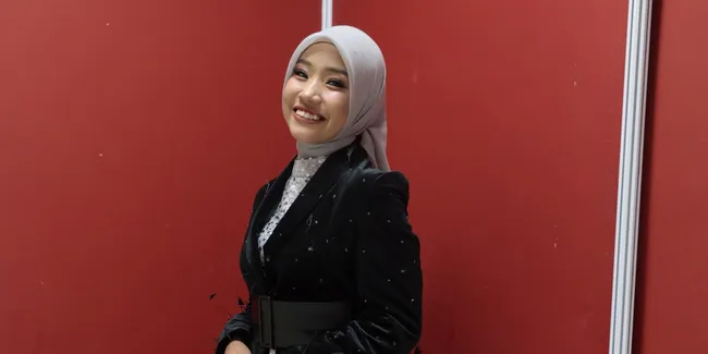 Bhita Rajin Aerobik Pagi di Asrama Dangdut Academy, Efeknya Lebih Bugar