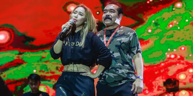 Bikin Ngakak! Adam Suseno Ingin Daftar MMA, Inul Daratista: Angkat Guling Aja Suka Capek