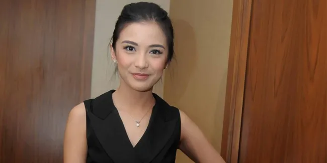 Bocoran Gaun Pernikahan Chelsea Olivia, Mewah Bertabur Mutiara