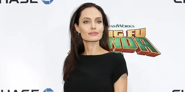 Brad Pitt Ultah, Ini Yang Dilakukan Angelina Jolie & Shiloh