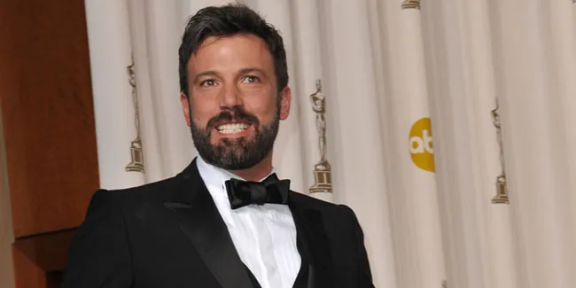 Bukan Dengan Baby Sitter, Ben Affleck Kejar Artis Cantik Ini?