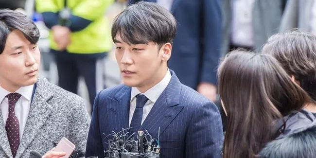 Bukti Chat Seungri, Tertawa Saat Bagikan Foto Wanita Telanjang