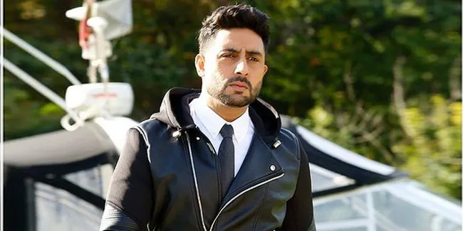 Bukti Cinta, Abhishek Bachchan Unggah Foto Manis Bareng Aaradhya