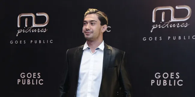 Cairkan Suasana, Reza Rahadian Minta Dipanggil 'Mas' Saat Pertama Kali Mengajar