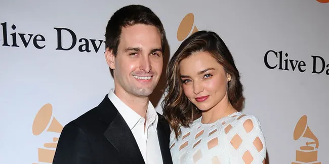 Cantik Elegan! Foto Nikah Miranda Kerr Akhirnya Dipublikasikan