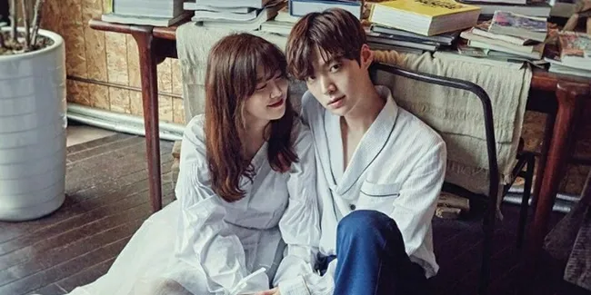 Cantiknya Cincin Pernikahan Goo Hye Sun, Didesain Oleh Ahn Jae Hyun