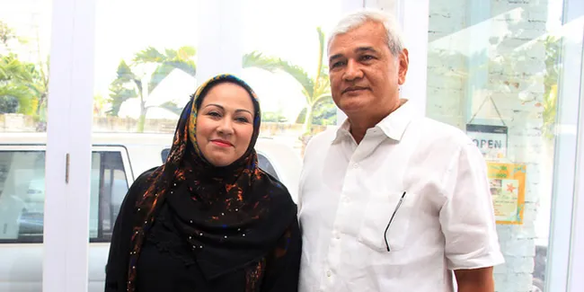 Cerai, &#8216;Kado&#8217; Ultah Pernikahan Perak Camelia Malik dan Harry Capri