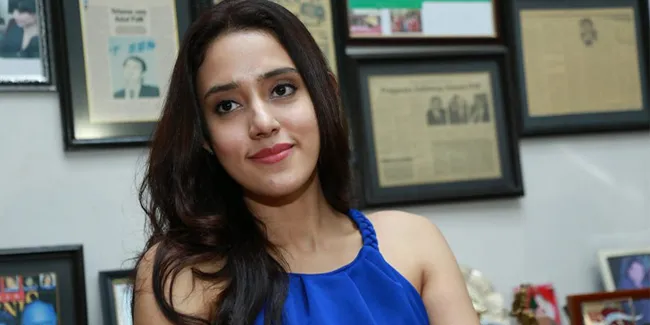 Cerdas, Anak Fairuz A. Rafiq Dapat Penghargaan Ini di Sekolah