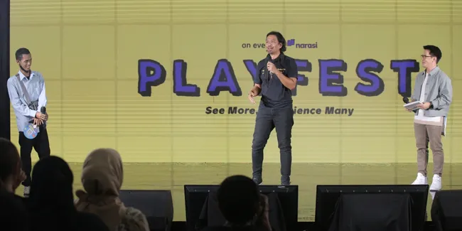 Cerita Dimas Djay Tentang Karya Nyeleneh dan Randomnya di Playfest 2022 by Narasi
