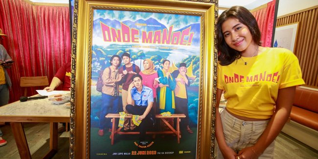 Cerita Sheninna Cinnamon Perdana Belajar Bahasa Padang Buat Film 'ONDE MANDE!'
