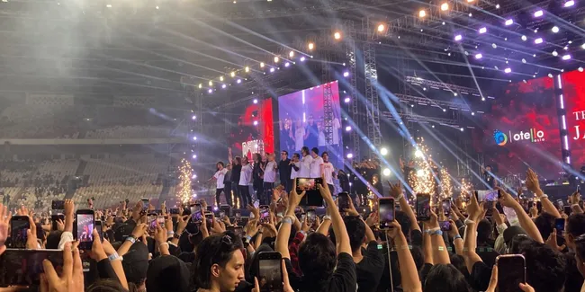 Cetak Sejarah, Konser Dewa 19 All Stars Sukses Buat 85 Ribu Penonton Terpukau