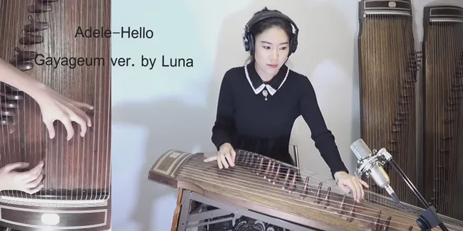 Cewek Ini Cover 'Hello' Milik Adele Dengan Alat Musik Gayageum