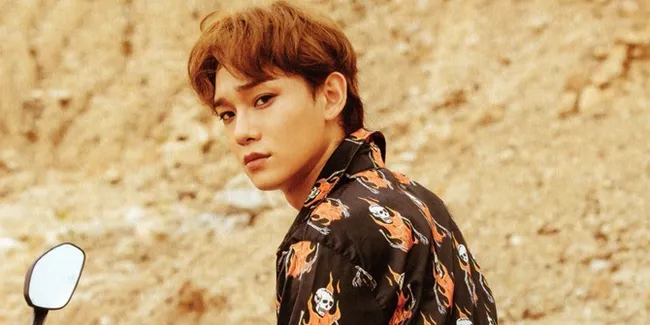 Chen EXO Buka Channel YouTube, Ini Harga Cardigan Yang Dipakai Saat Cover Lagu