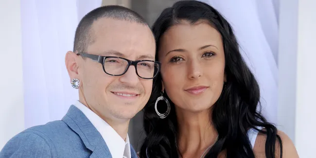 Chester Bennington Ulang Tahun, Istri: Semoga Kau Menari di Surga