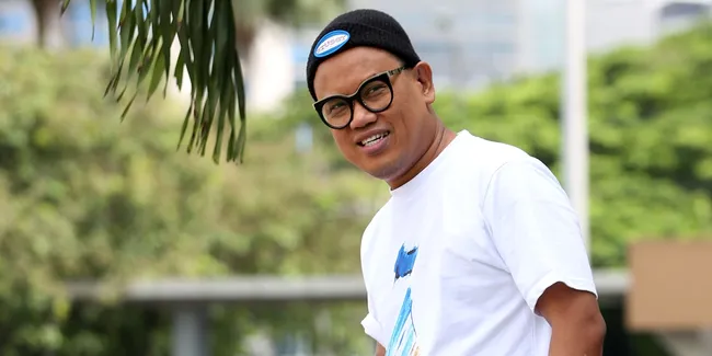 Cinta Tinggal di Amerika, Uya Kuya Pantau Lewat CCTV