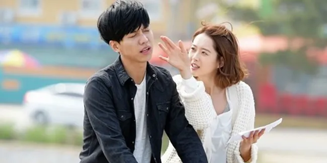 Cium Go Ara, Lee Seung Gi Malah Minta Maaf