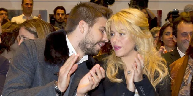 Congrats! Shakira Hamil Anak Pertama!