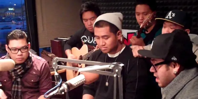 Cover 'Sunday Morning' Ini Bakal Bikin Hari Kamu Makin Semangat!