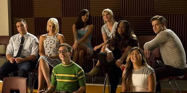 Dari Kematian Naya Rivera Sampai Wabah Corona, 7 Kejadian Misterius Ini Disebut Sebagai Bukti Kutukan Serial 'GLEE'