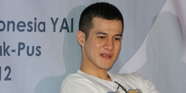 Demi Junot, Fans '5 CM' di Malang Menanti Dari Pagi