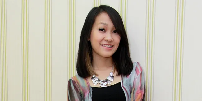 Demi Kecantikan, Felly Jalani Sulam Alis Seharga Rp 12 Juta