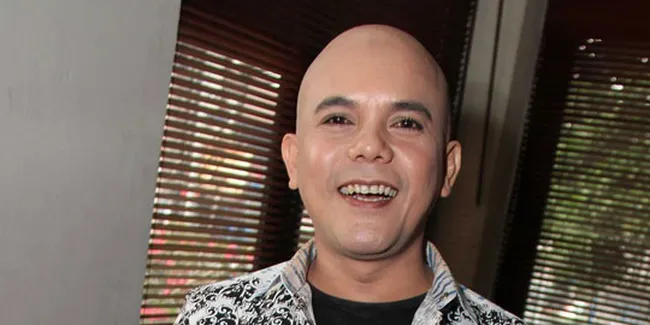 Demi Kesehatan Ozy Saputra Tinggalkan Rokok