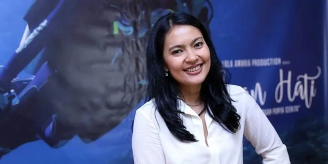 Demi 'LABUAN HATI', Lola Amaria Dua Minggu Syuting di Tengah Laut