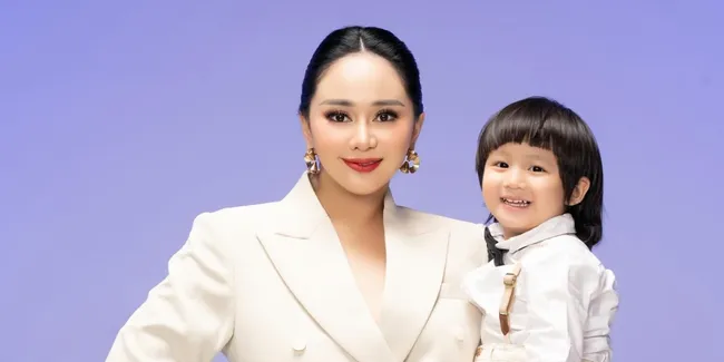 Denise Chariesta Sebut Sang Buah Hati Kini Tumbuh Sehat dan Bahagia, Sudah Maafkan Semua Cibiran Netizen
