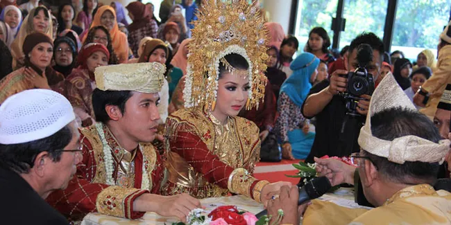 Desta Sempat Curhat Soal Gedung ke Lembu dan Masayu