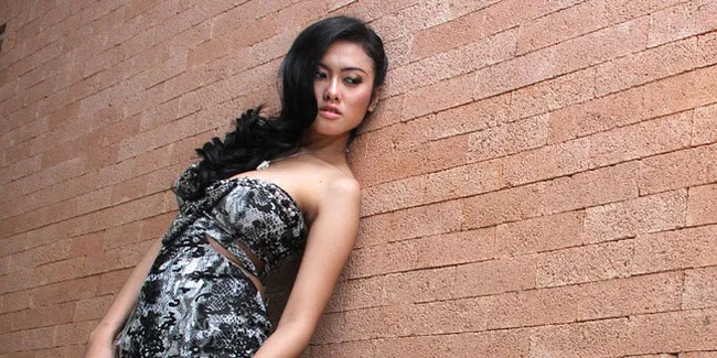 Devi Liu: Ariel, Biasa Aja
