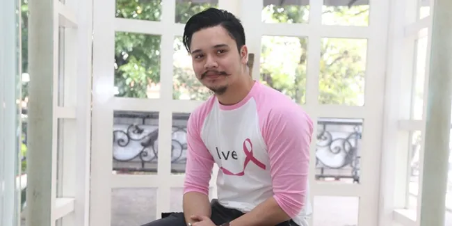 Di Sela Kesibukan, Derby Romero Sempatkan Pacaran