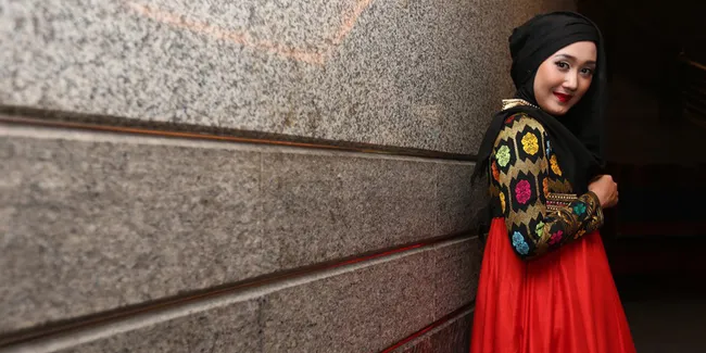 Dian Pelangi Sukses Gelar Fashion Show di New York Fashion Week