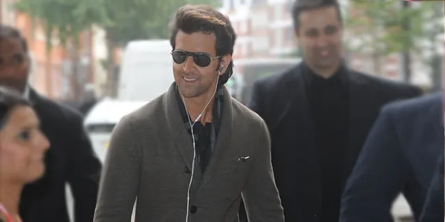 'Digilir', Putra Tampan Hrithik Rayakan Pesta Ultah Bersamanya