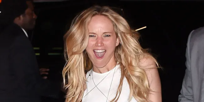 Dikabarkan Hamil, Ini Jawaban Jennifer Lawrence