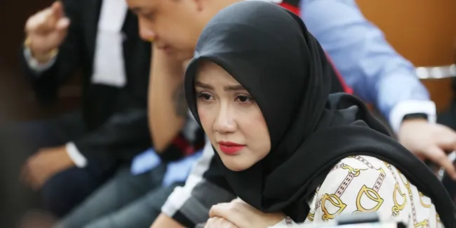 Dikabarkan Hamil saat Berada di Lapas, Rey Utami: Isi Apa?