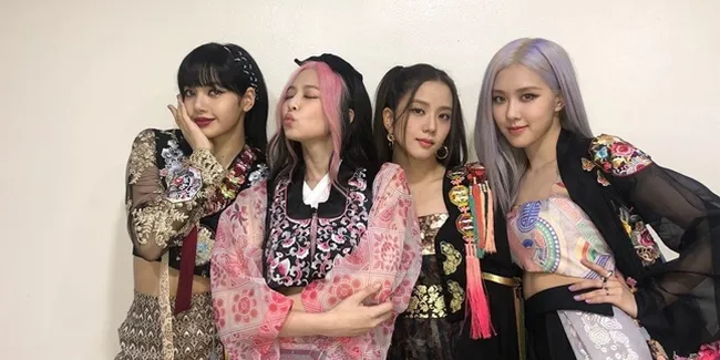 Dikenal Fashionable, Berikut Ini 5 Kostum Panggung Legendaris BLACKPINK