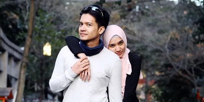 Dimas Seto Umroh Sendiri, Dhini Aminarti Ternyata Arisan