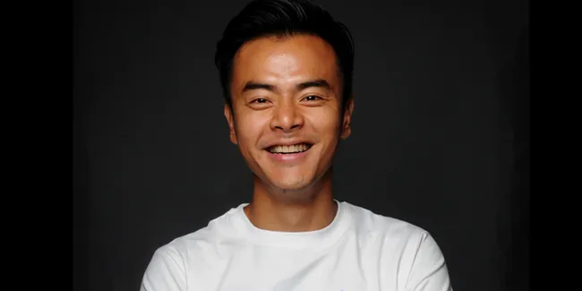 Dion Wiyoko Masih Ingat Adegan Romantisnya Bareng Pammy Bowie