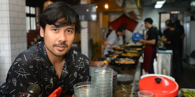 Dirikan Bisnis Kuliner, Chicco Jerikho Didukung Penuh Sang Istri