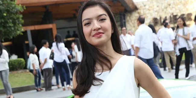 Ditanya Keinginan Untuk Jadi Desainer, Ini Jawaban Raline Shah