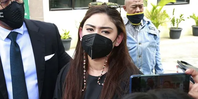 Ditinggal Dennis Lyla, Thalita Latief Pendam Duka Hingga Kena Kanker