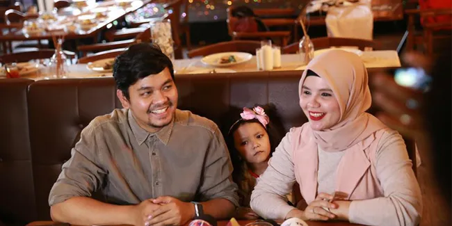 Doa Indra Bekti di Usia 40 Tahun, Ingin Pergi Haji dan Nambah Anak