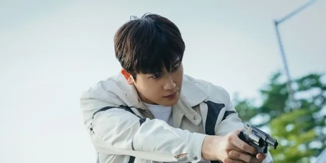 16 Drakor Seru dengan Park Hyung Sik: dari Pengacara Keren hingga Polisi yang Hadapi Zombie